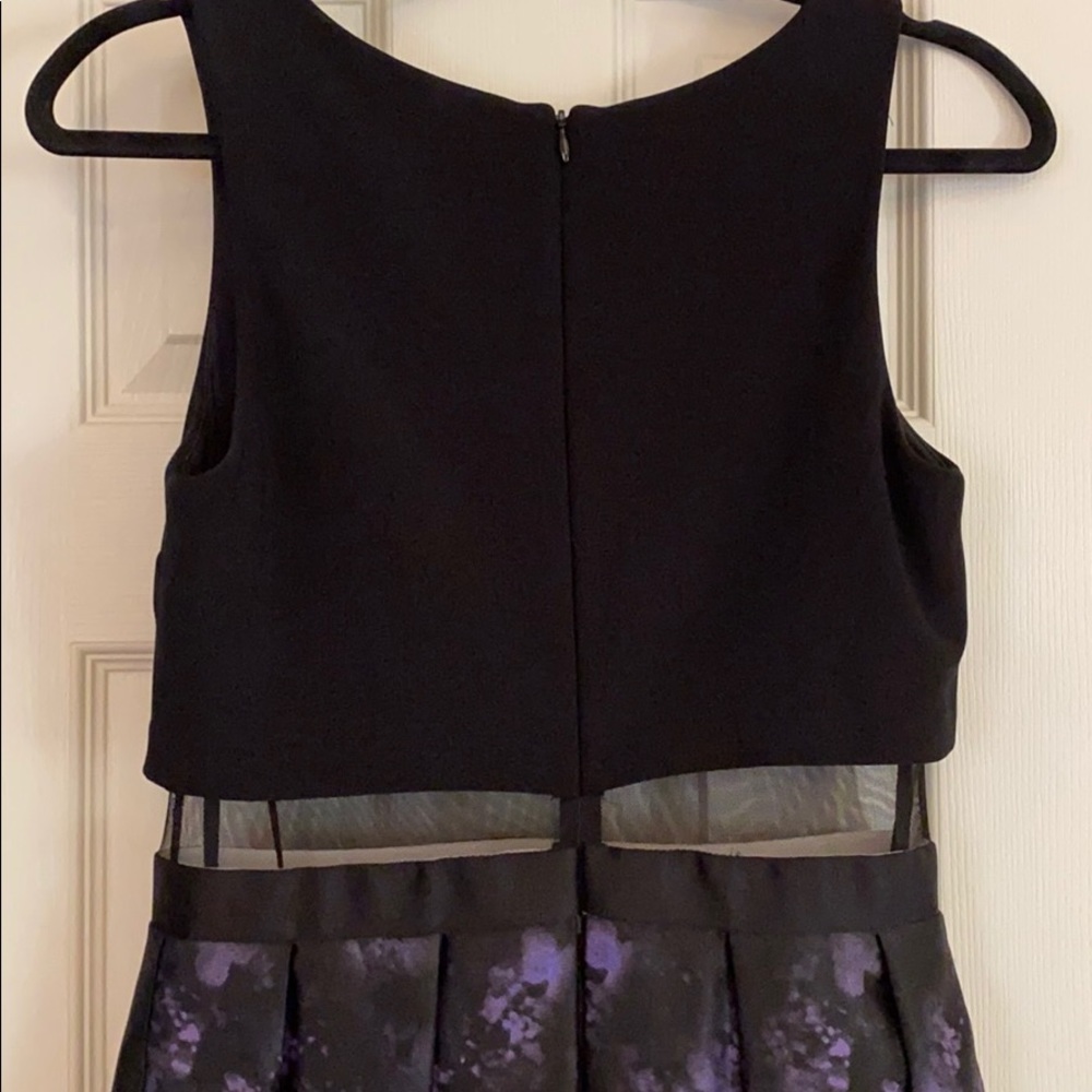 Dress - Picture 5 of 6
